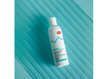 Shampoo Antioleosidade para Cães e Gatos Ibasa 200ml hover